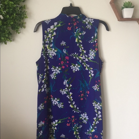 Floral Worthington Sleeveless Dress - Picture 6 of 6